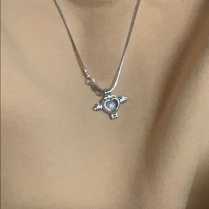 Meet your Posher, Lydia